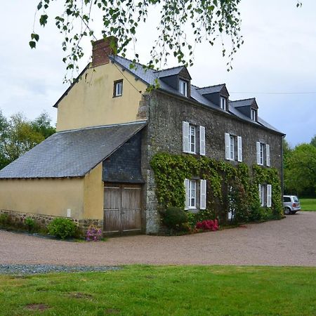 Domaine De La Basse Orme Bed & Breakfast Les Iffs Екстериор снимка