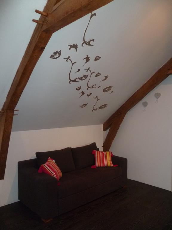 Domaine De La Basse Orme Bed & Breakfast Les Iffs Стая снимка